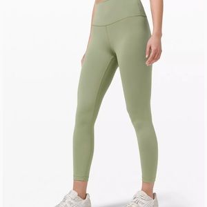 Like-New Lululemon Wunder Train High Rise 25”